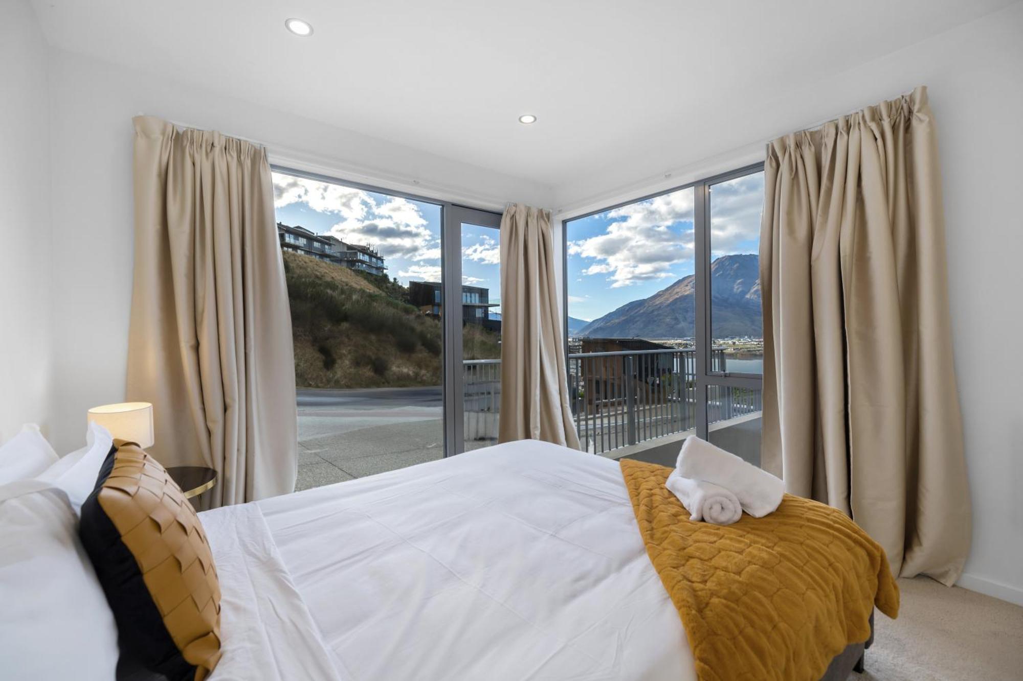 Вилла Luxury Away - Summit View Квинстаун Экстерьер фото